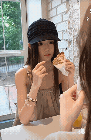 这视频看的我莫名其妙![捂脸]