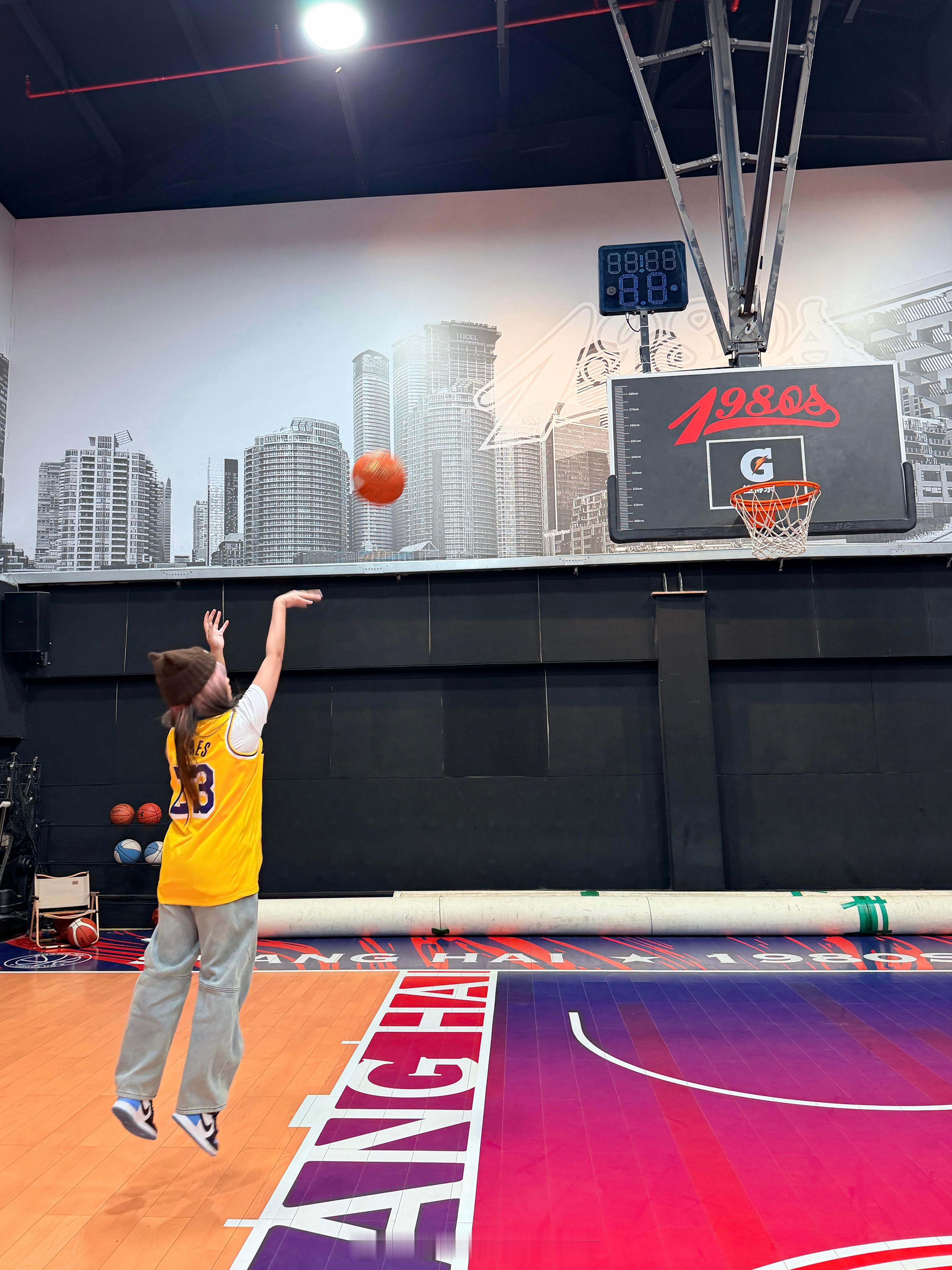 在加练了！圣诞大战我去防杜兰特