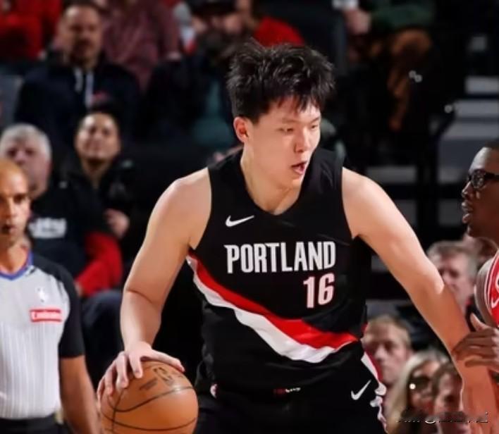 杨瀚森再迎绝佳机遇，有望首发出战雷霆！斯普利特为战胜勇士折损两名中锋！
开拓者果