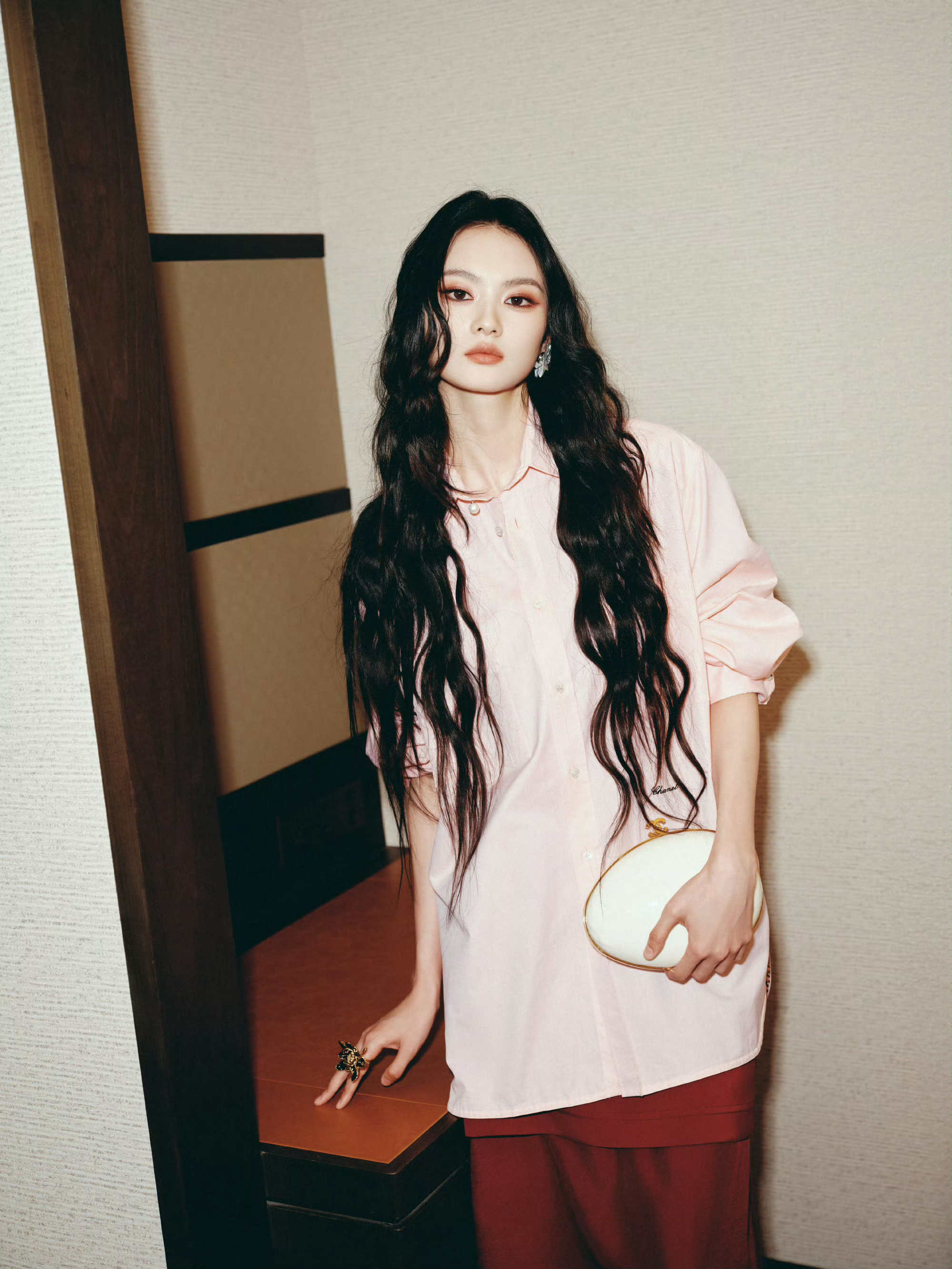 贺聪亮相《穿普拉达的女王2》首映礼时尚的光影之约 