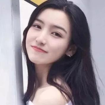 甜美微笑，少女心满满，谁是最美的小仙女？