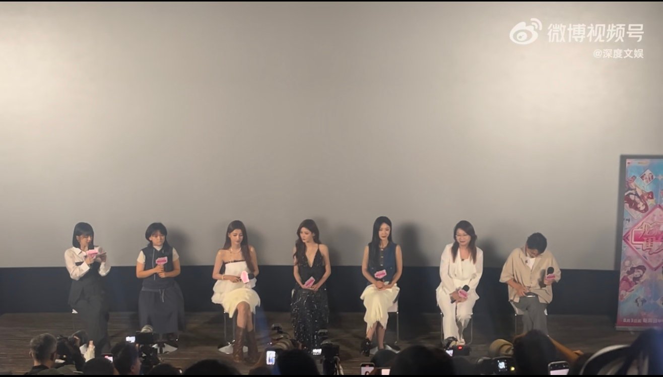 我家那闺女直播我家那闺女拉宏桑一出场，节目里就充满了欢乐，她的幽默真的是自带笑点