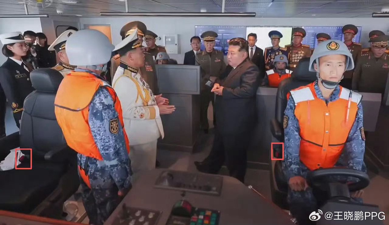 朝鲜🇰🇵驱逐舰军舰装丰田汽车座椅不是稀奇事儿法国🇫🇷戴高乐号核动力航母装