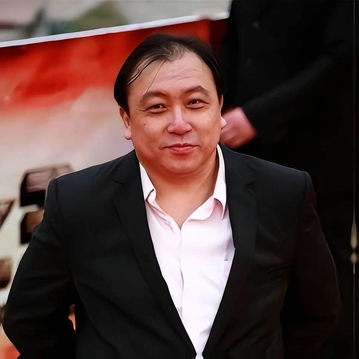 王晶称林志玲演技很一般，走红全靠包装出来的美丽。王晶说：“我连王祖贤都觉得不够美