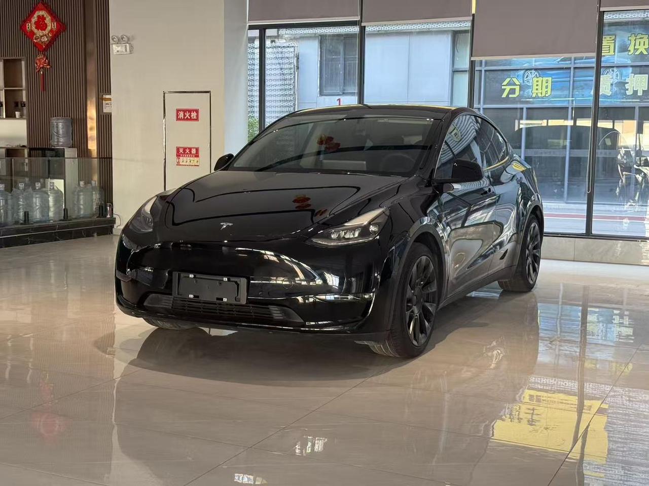 二手Model Y现在15万就能开走？别急，先听我说完这3个坑！
兄弟，你敢信吗