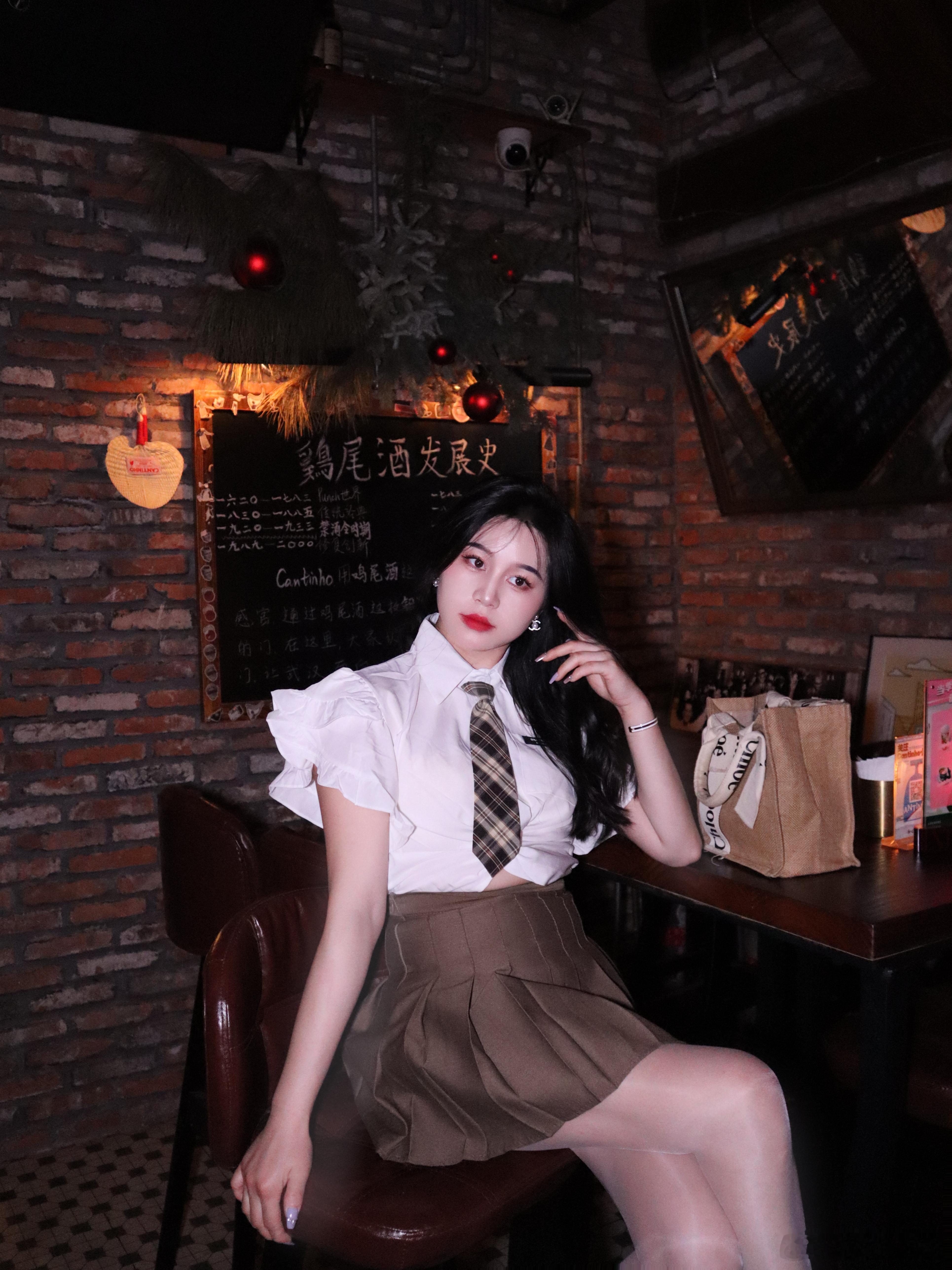 小酌🥂👗:哥芙丽 ​​​