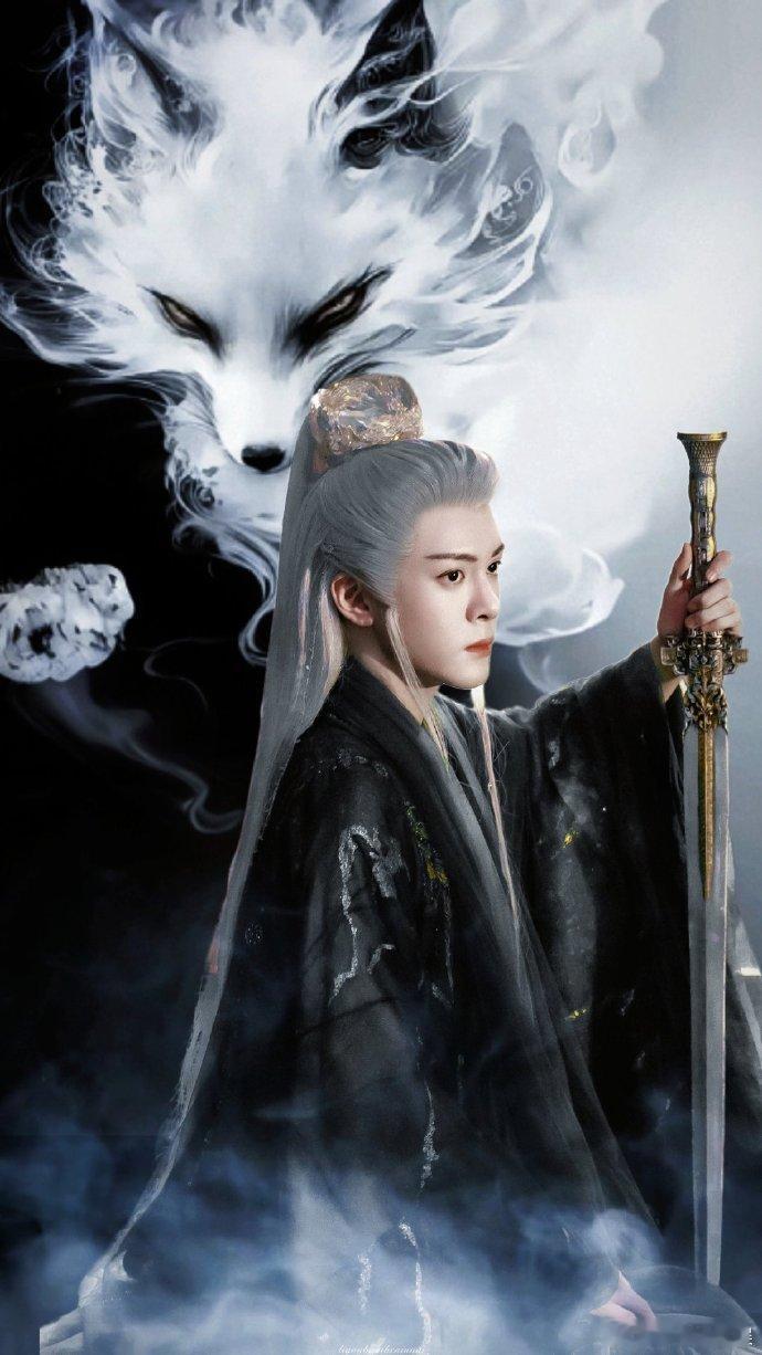 第一个让曾舜晞演仙侠的是天才曾舜晞演仙侠简直是天选！他把白九思的清冷霸气和破碎脆