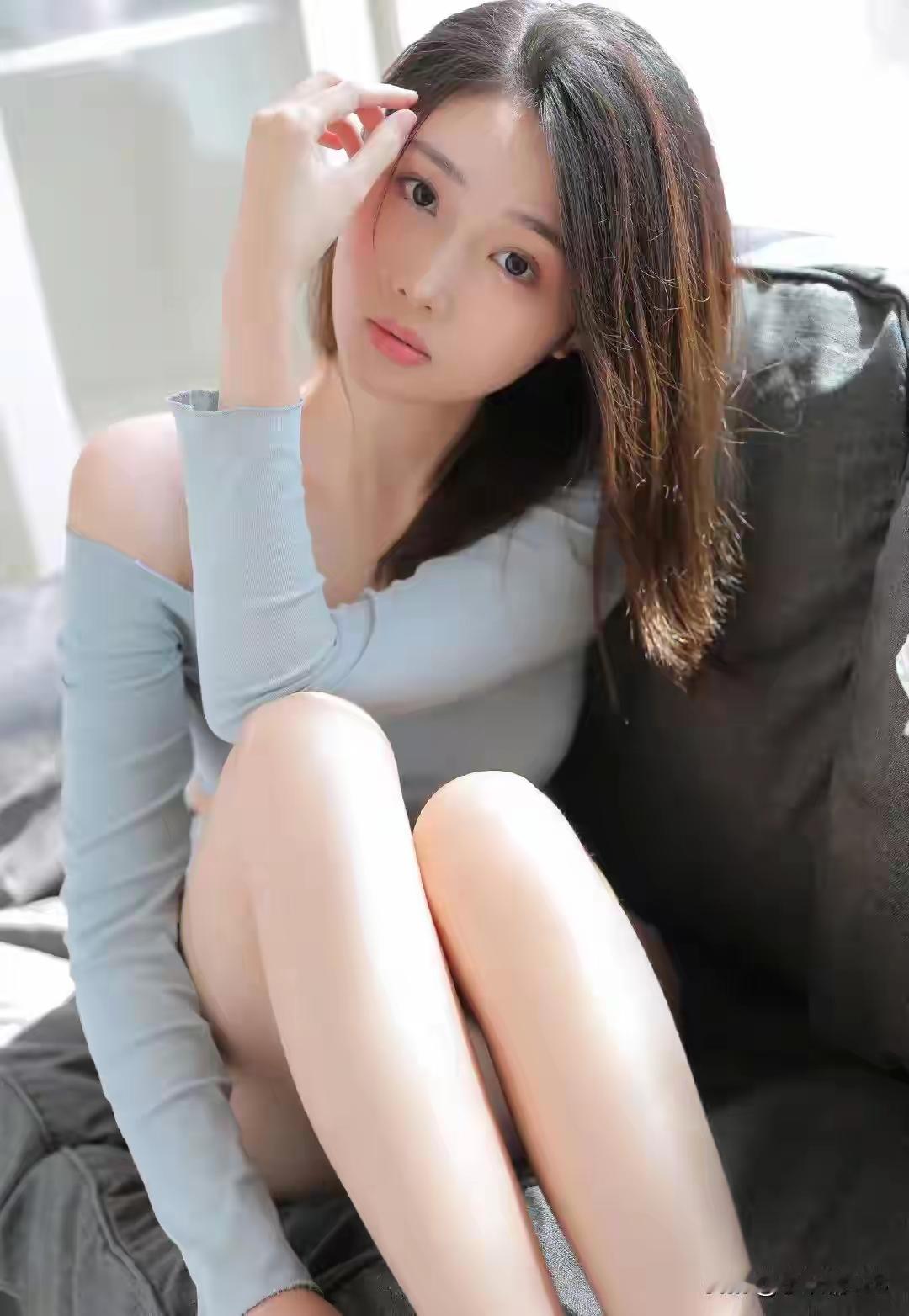 元气少女，甜美自拍，轻松自然，阳光明媚甜美自拍 精致少女自拍