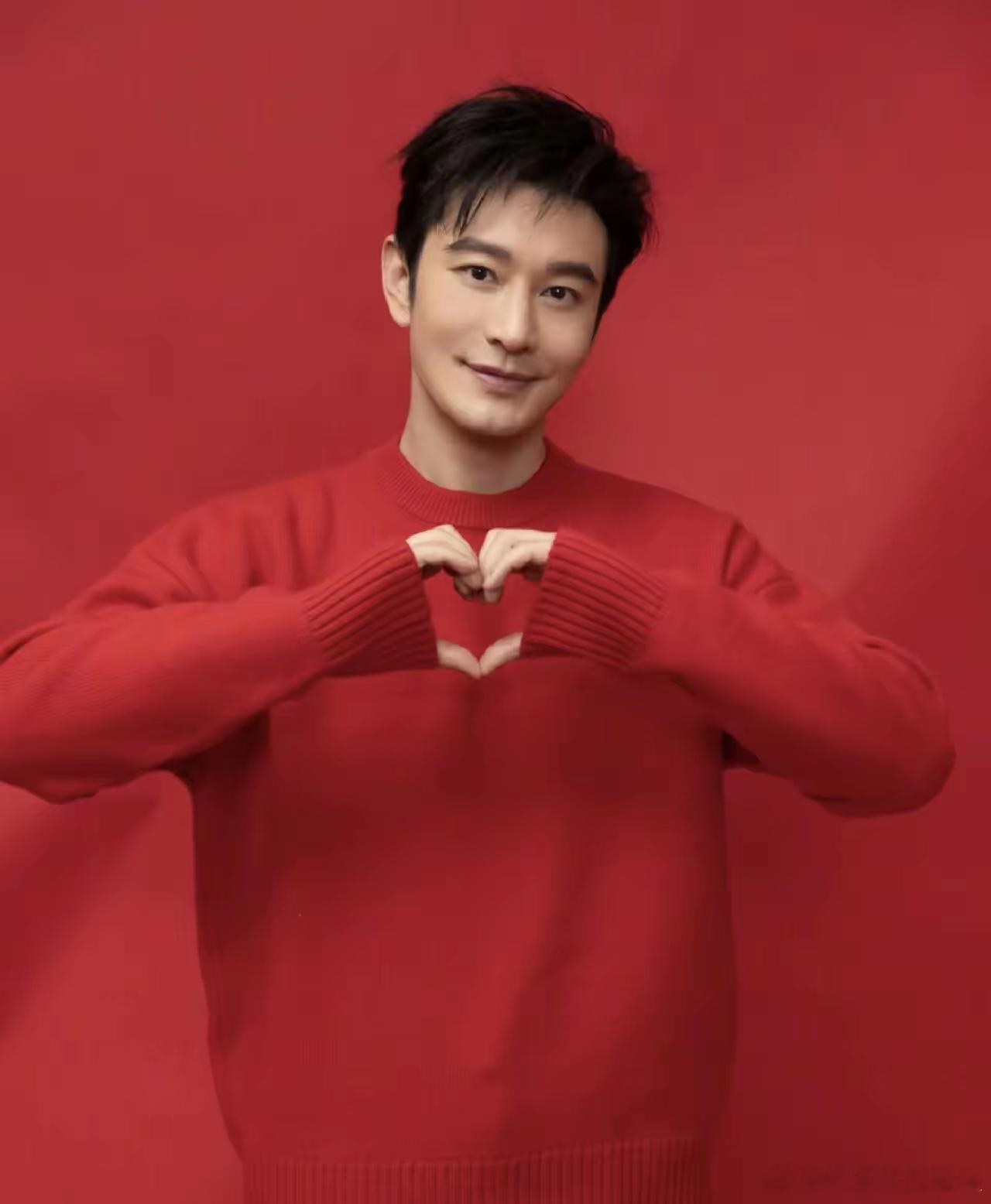 黄晓明的《阳光俱乐部》受好评我不惊讶，​刘亦菲帮黄晓明宣传电影我也不惊讶，​最令