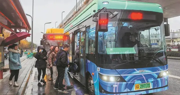 无缝接驳 从地铁站直达园区 悦湖科技城公交专线开通