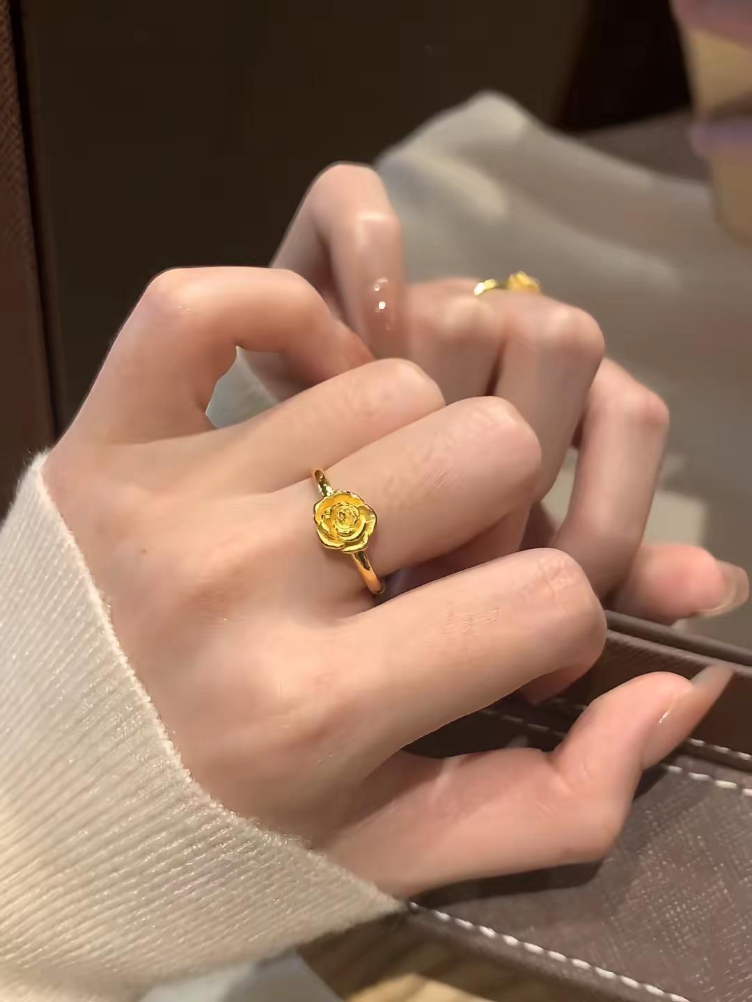 杨总，这个金戒指我好喜欢，麻烦杨总啦