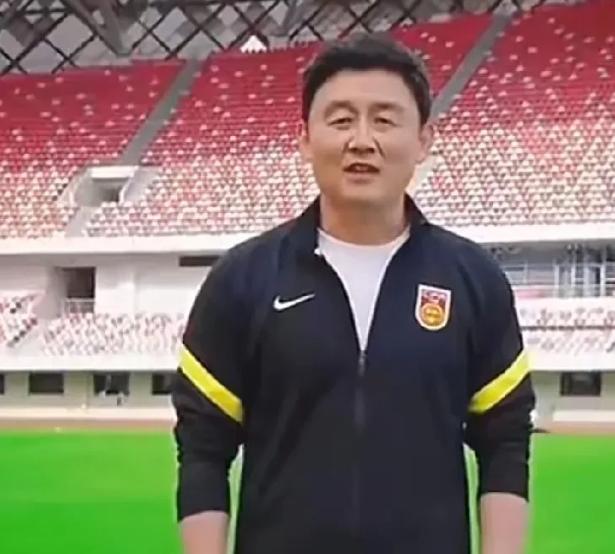 6 月 8 日，中国足球圈突然炸开了一个没人想到的大瓜。没人能想到，两个当年穿着
