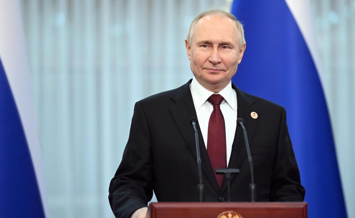 克里姆林宫爆出重大人事调整！普京亲自出手，两将领获新任命。普京调换俄罗斯军方高官