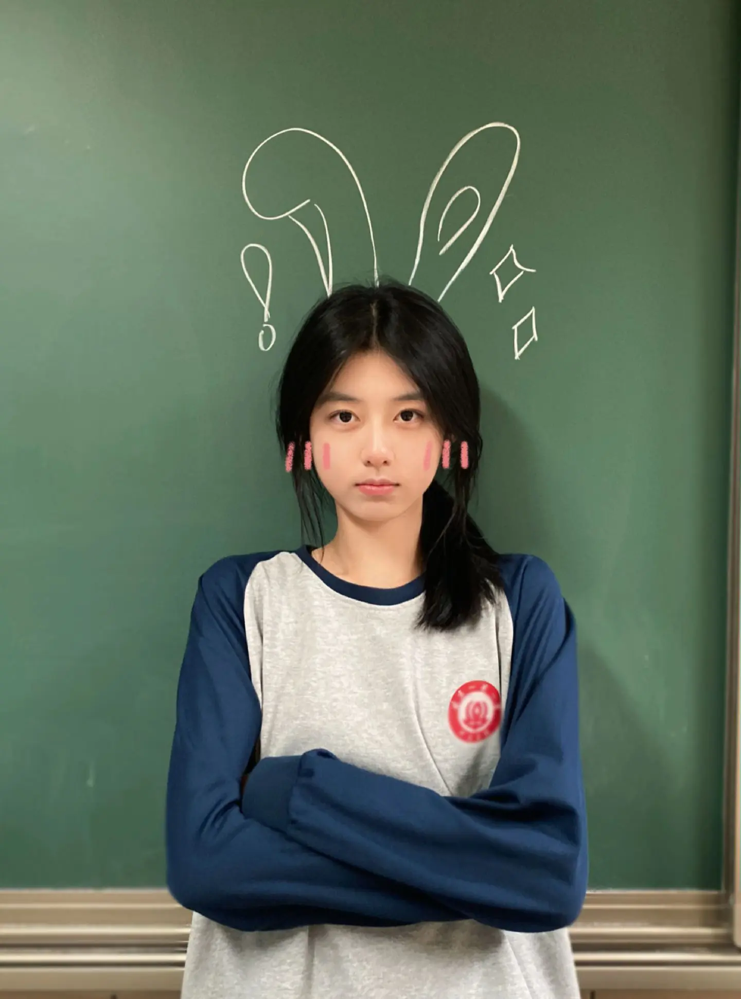 漂亮的脸太多了 我只想做一个幸福的小女孩。