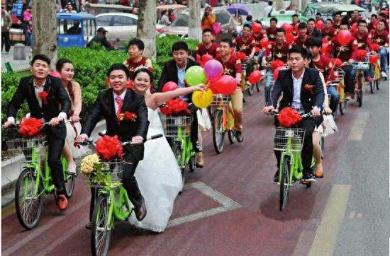 婚嫁消费大降温年轻人结婚观彻底变了