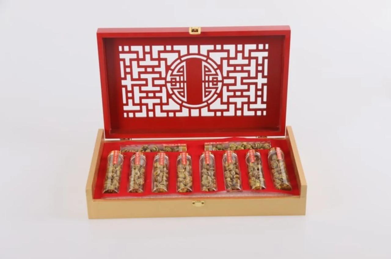 今天大姑姐回娘家来一天了，我终于感觉到了不对劲，因为她每次开口跟我说话都是阴阳怪