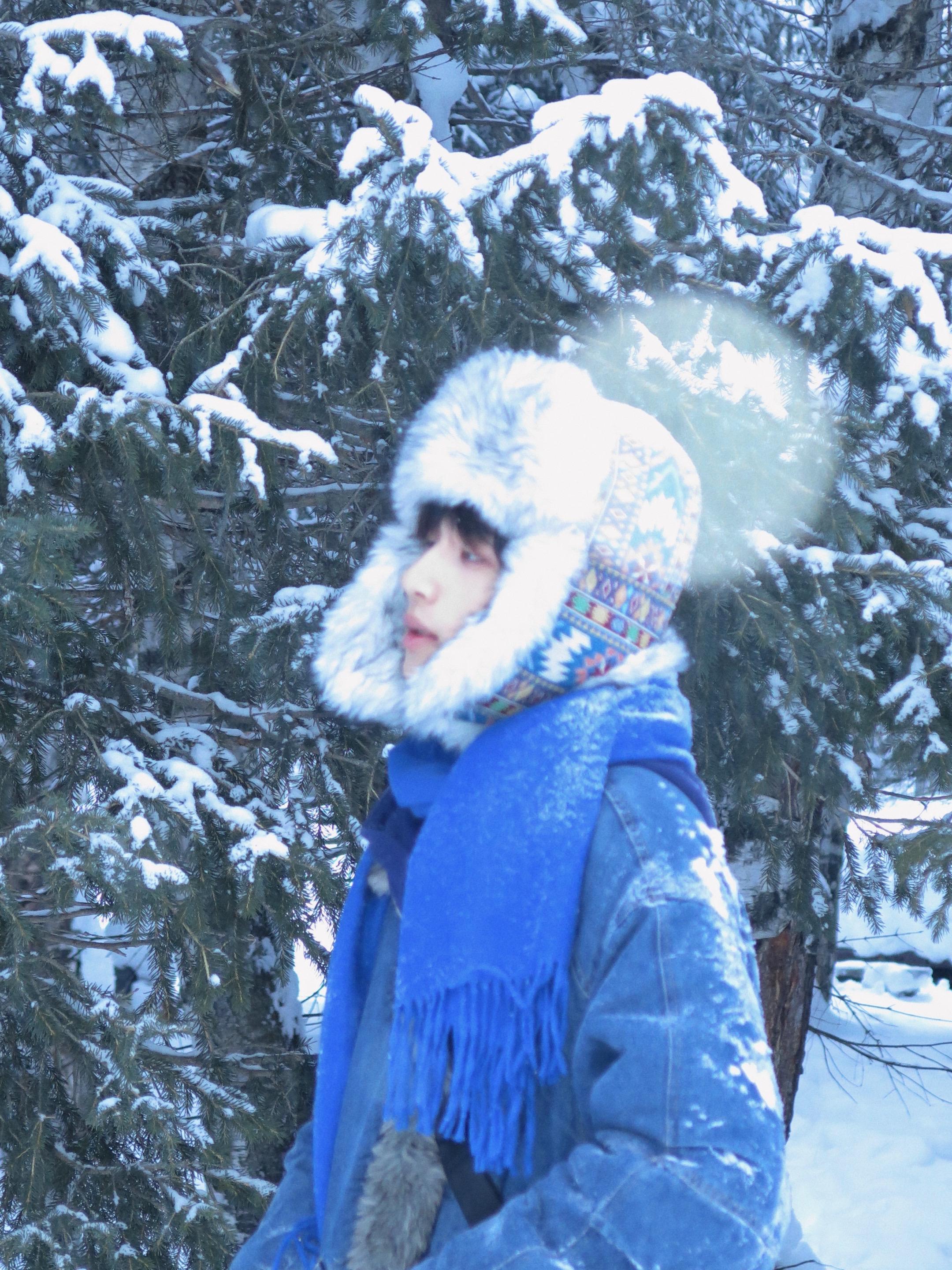 自由一旦漫开，就无边无际，收不回来了。 常常是想到了最后，已经分不清快...