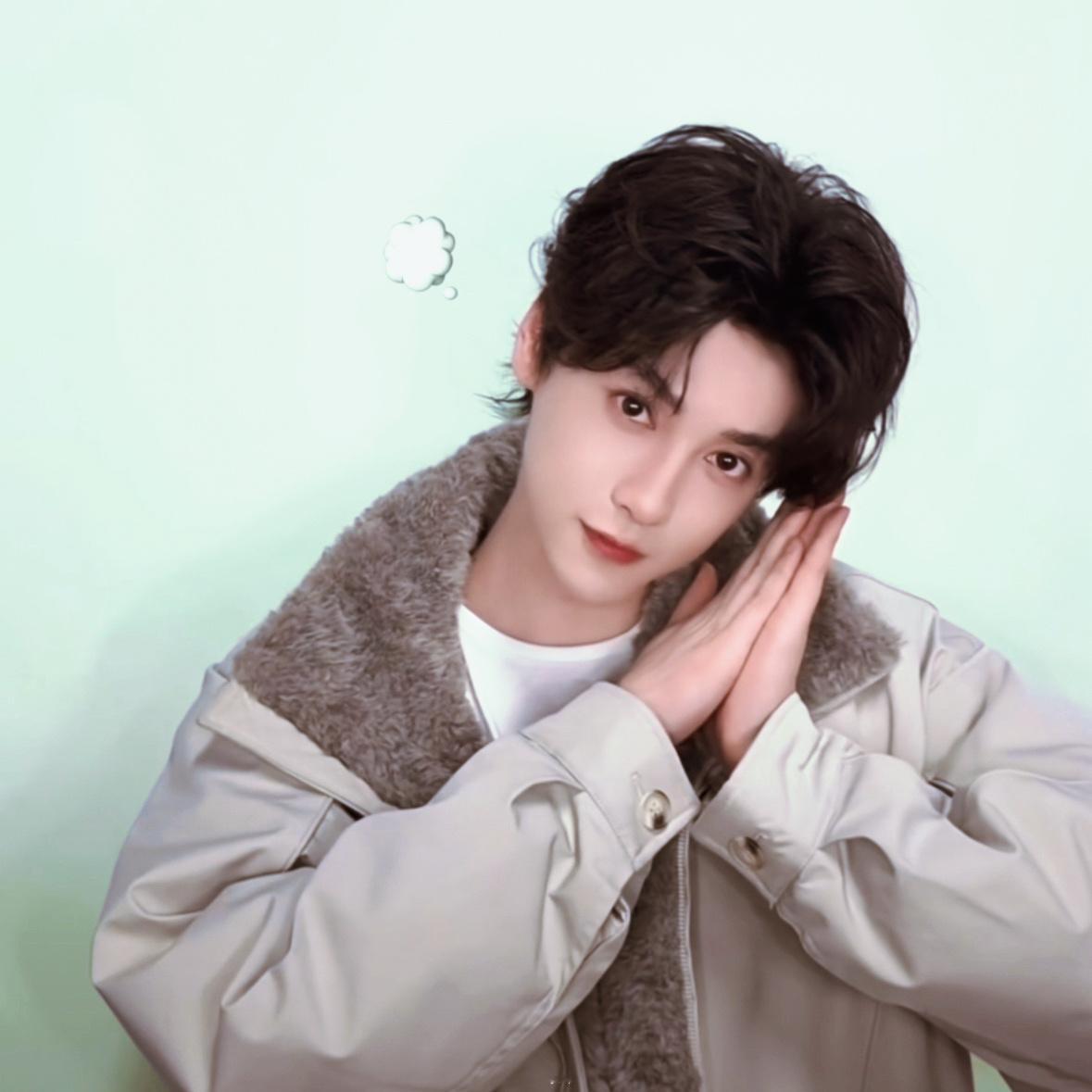 blingbling小v脸😘田栩宁blingbling手势舞