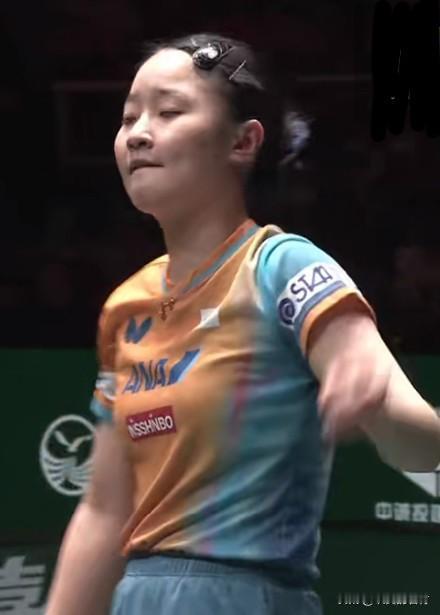 王曼昱3:0张本美和中国队6:0日本队
第一局开局4:2，曼昱连续得分6:2，曼