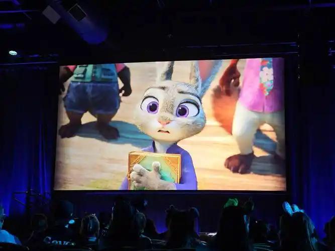 什么？
疯狂动物城要拍真人版？
据说类似真人版狮子王，但其实这是谣言

这个传言