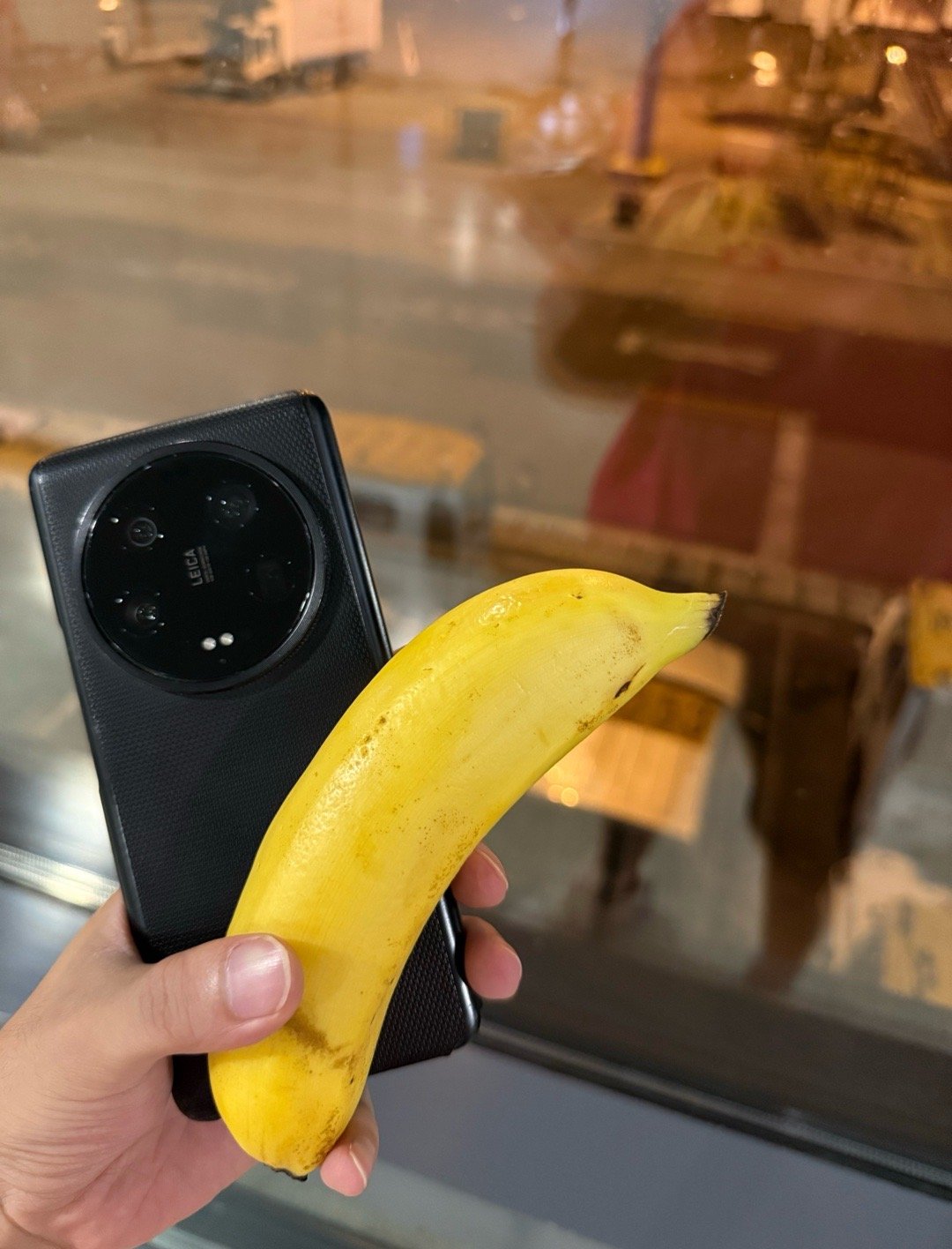 发了极氪001FR的一些信息感觉是触发了某些被动被挠了好几天了好痒吃跟不拿拿🍌