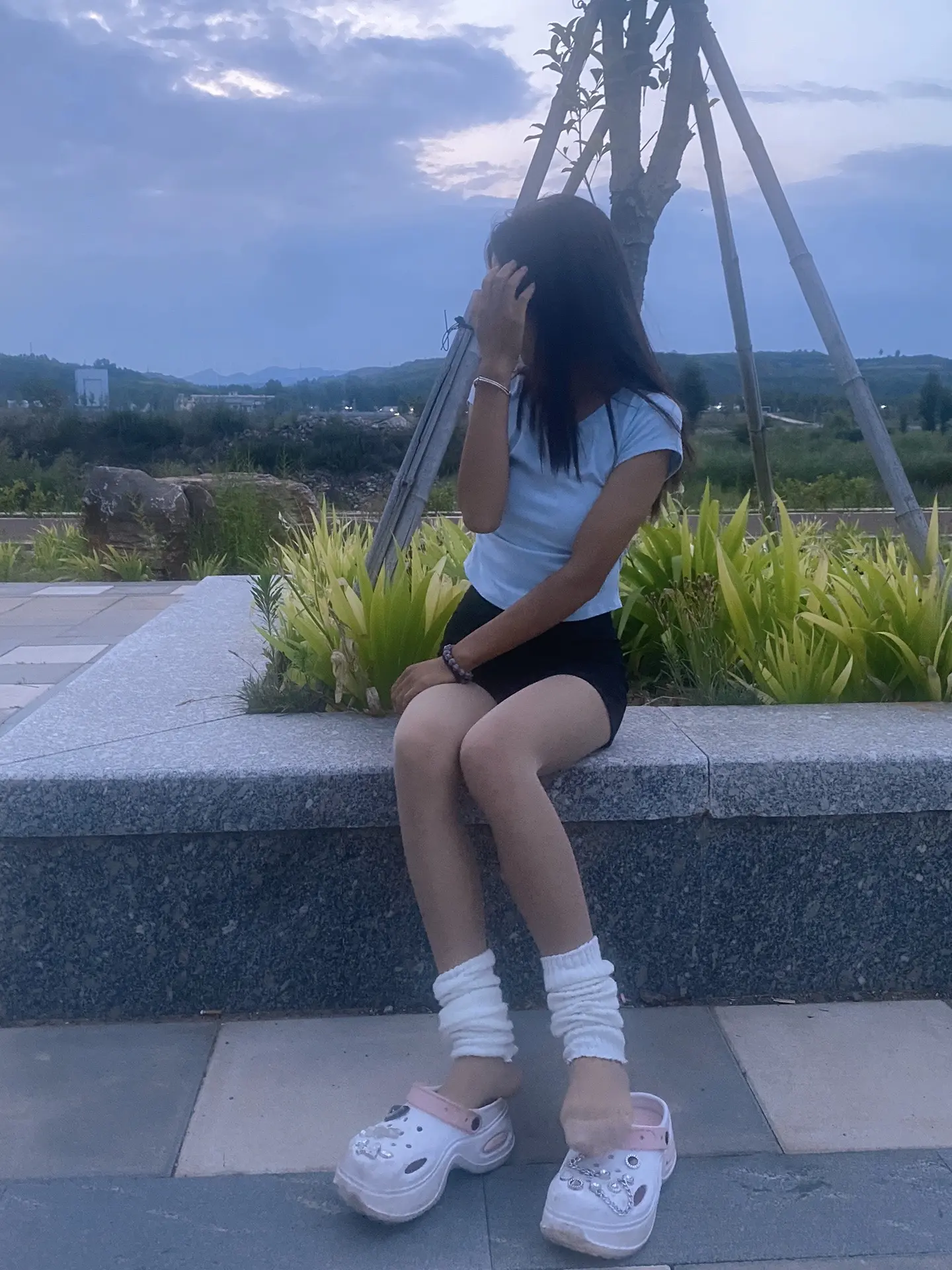 你们给我只左手牵你到马路那头吗
