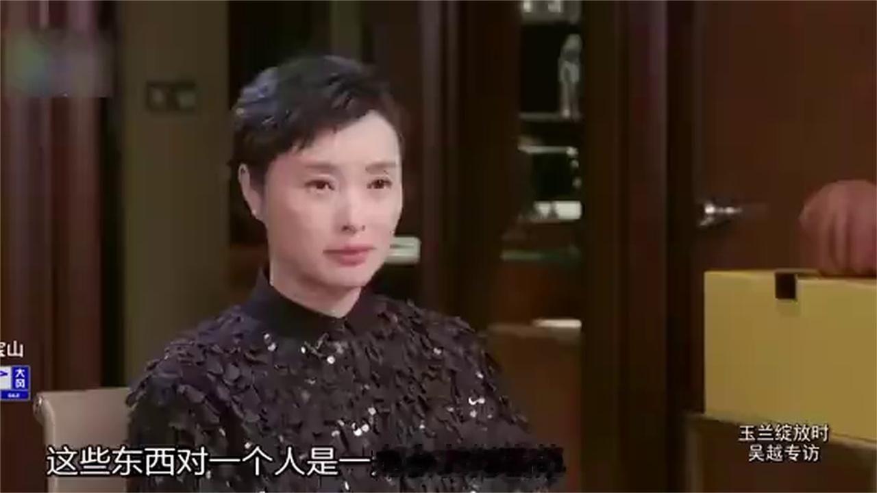 吴越跟曹可凡聊嗨，脱口而出就是上海方言，口音太地道了