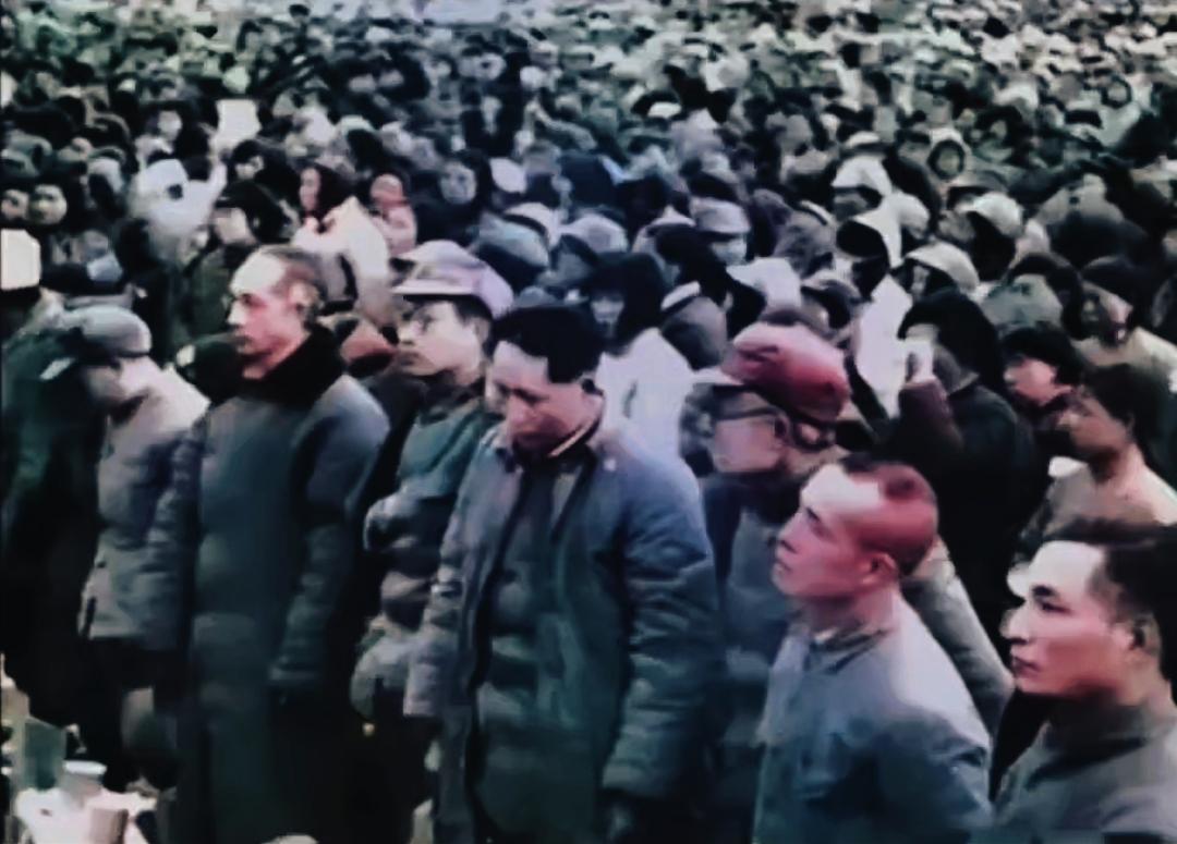 1939年延安，伟人参加白求恩追悼会留影！[心]