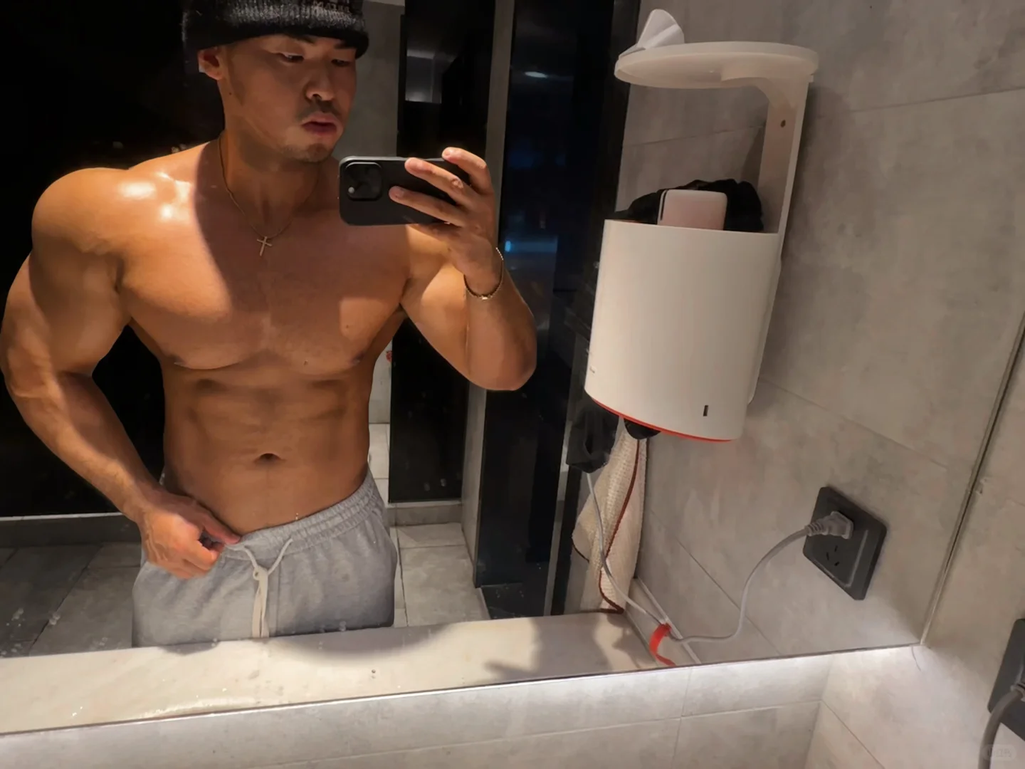 60%
