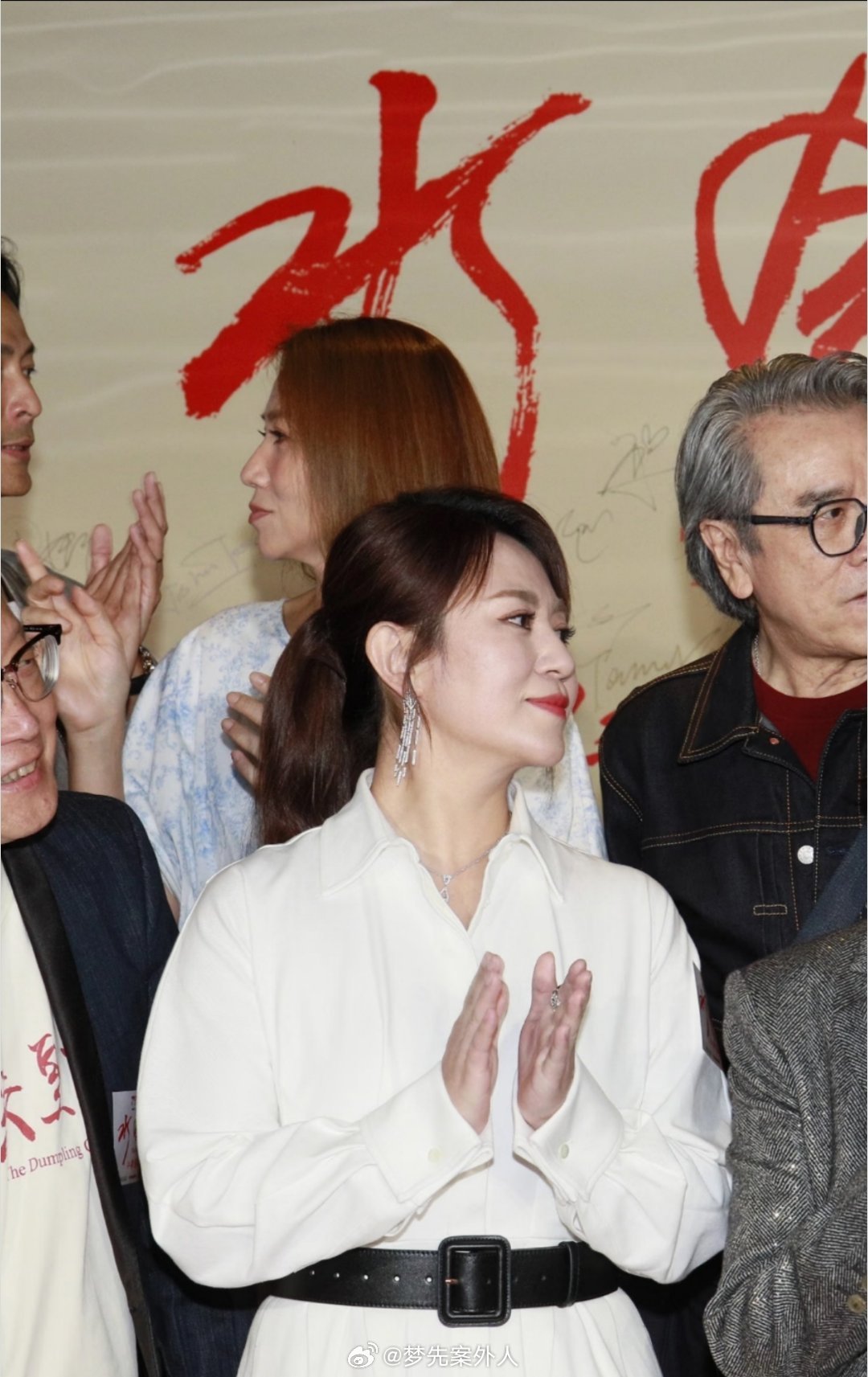 HK空气里到底有什么美成这样 ​​​