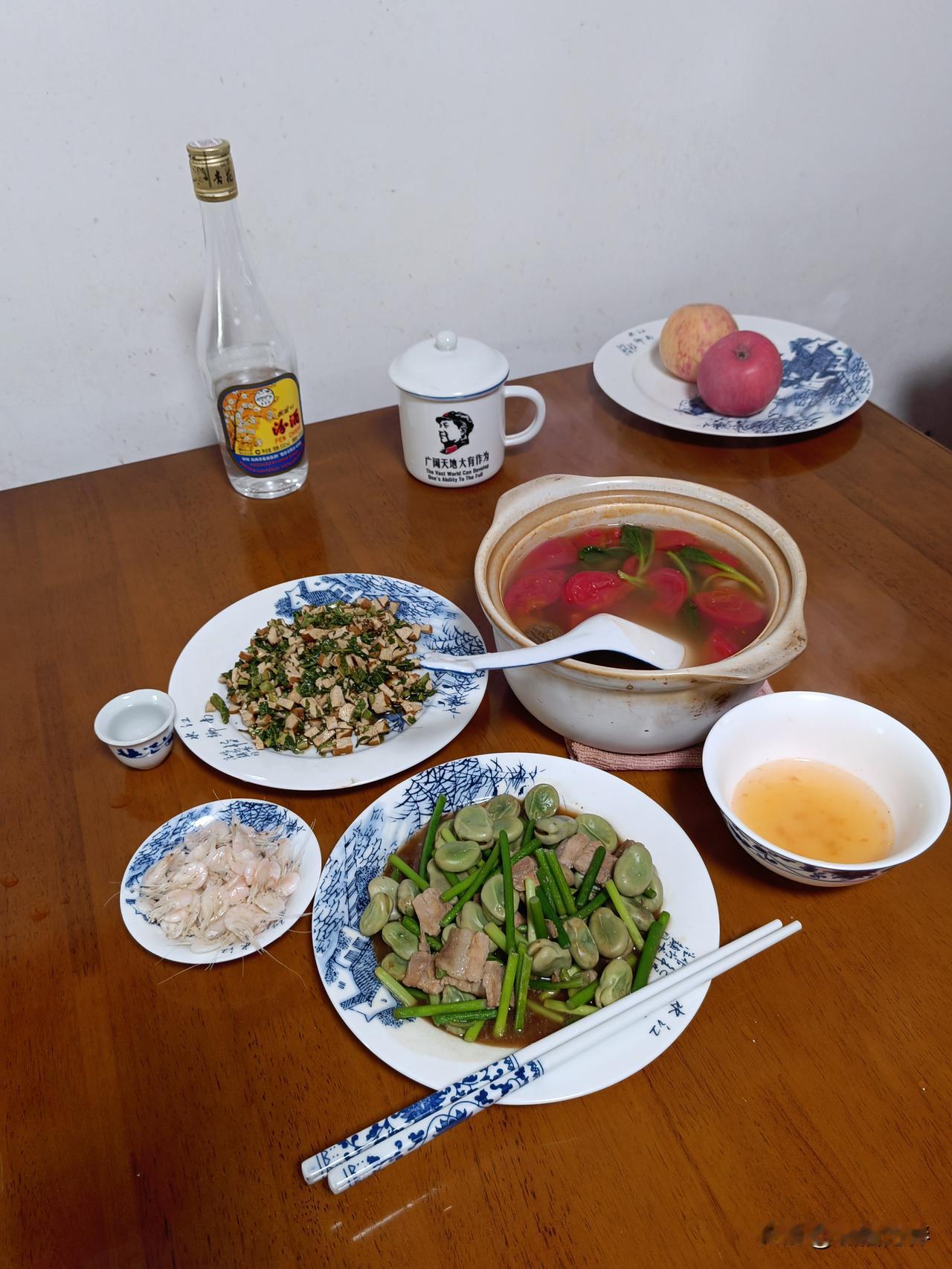 73岁的单身老男人昨天很幸福，获得了一个完美的睡眠，晚上十点十分一直睡到今早六点