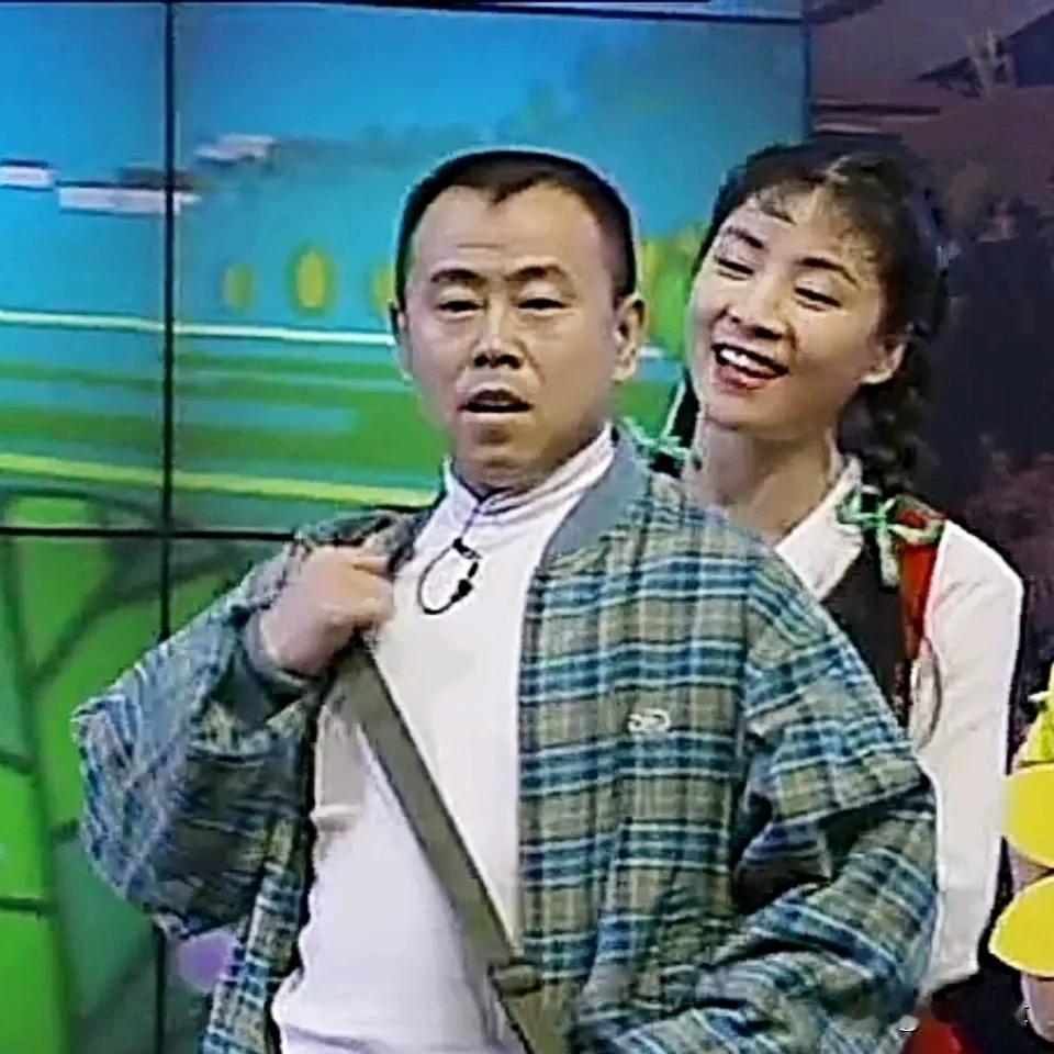 著名喜剧表演艺术家，影视演员，潘长江说：96年春晚，我演了《过河》那个小品，和那