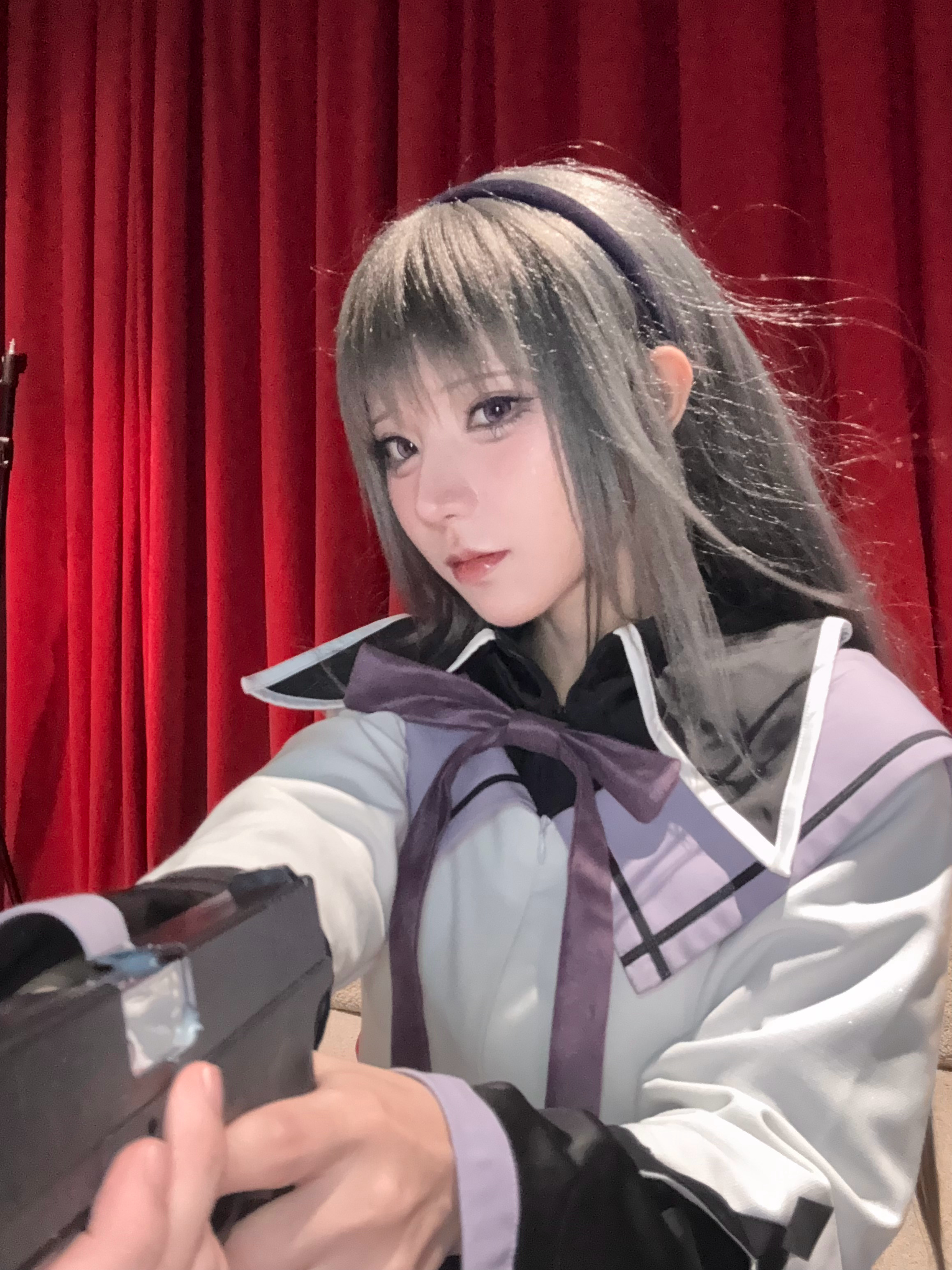 晓美焰cosplay 今日原相机live图放送…好热好热，明明是室内的活动，但是
