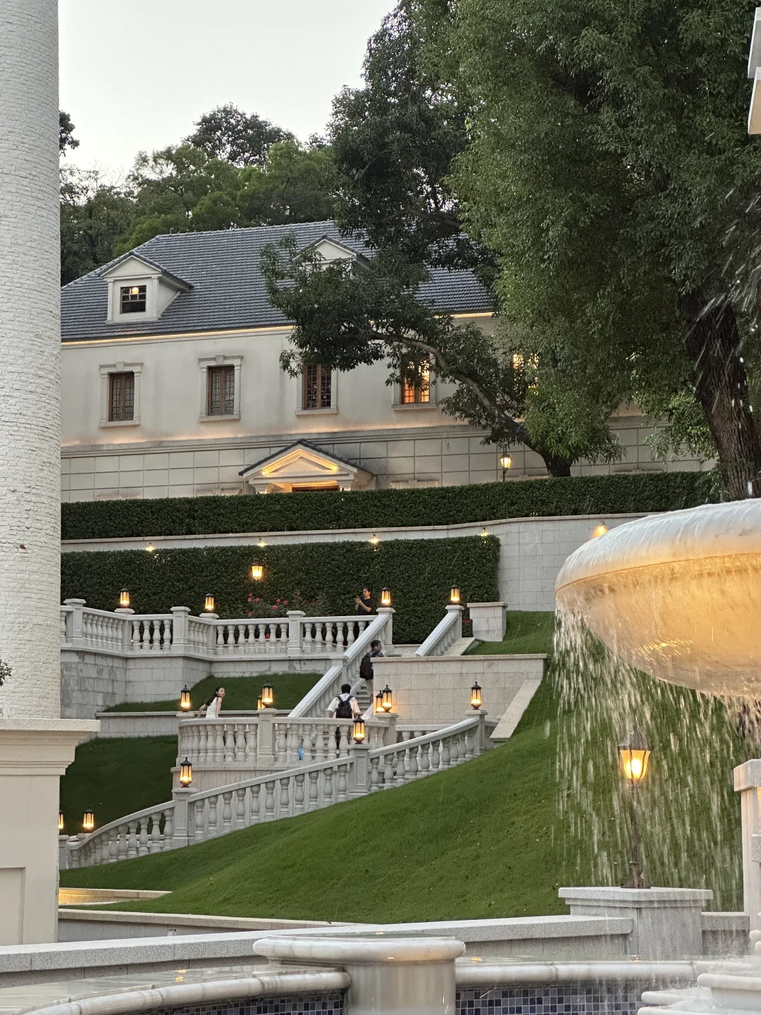 白云南湖夏宫！日落+舞台剧超绝🌇