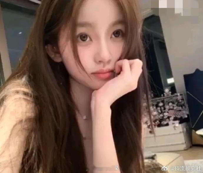 王思聪女友回应分手传闻：我们感情很好啊。 7月21日，有网友通过王思聪女友懒懒的