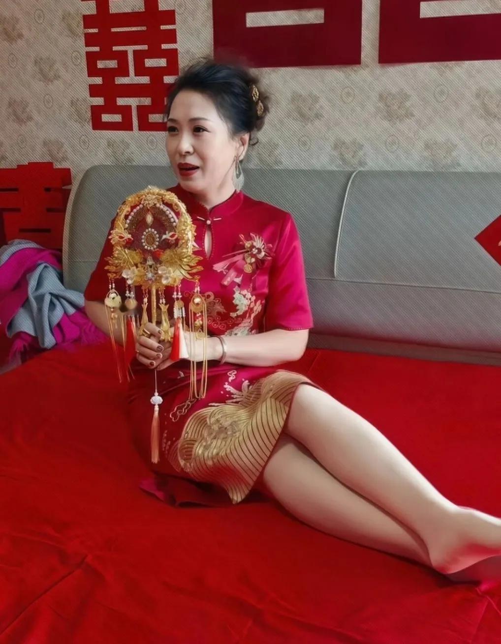 说实话，新娘子看着像多少岁？大胆的说，猜错了不会怪你！