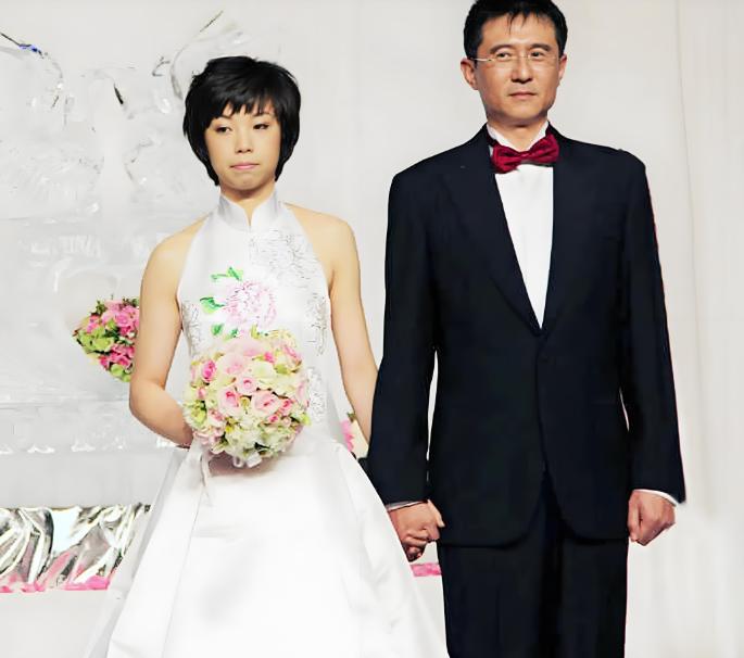 张怡宁45岁再现身：才懂她当年这场婚姻，真不简单
6月7日，北京乒协换届，张怡宁
