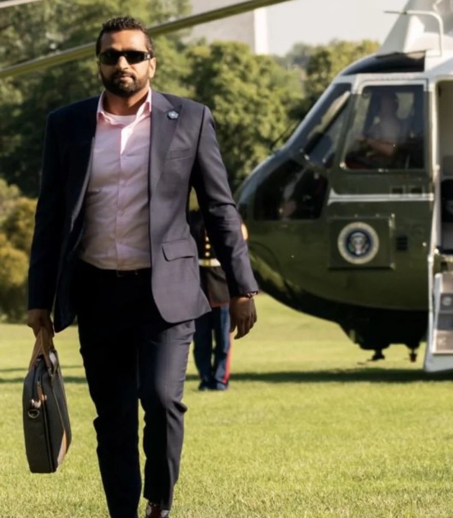 突发：联邦调查局多元化、公平和包容性办公室的工作人员威胁说，如果卡什·...