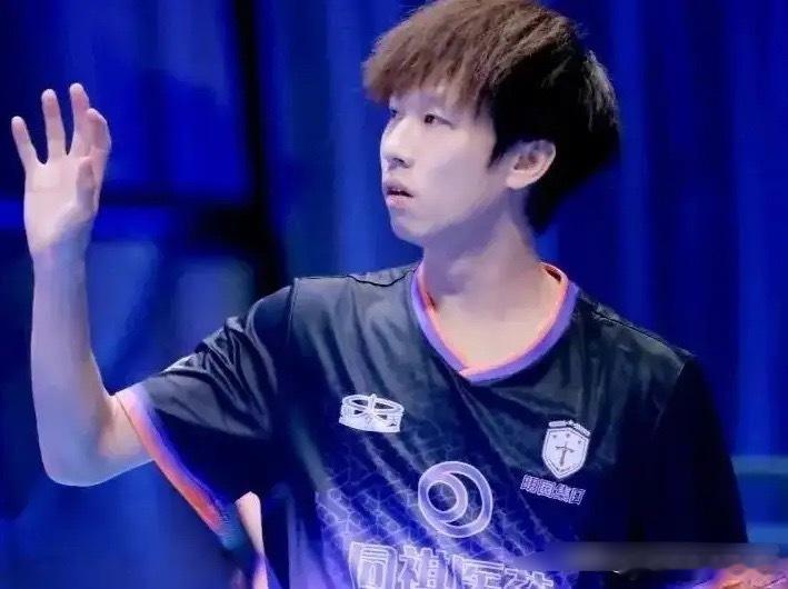 7月24日乒超联赛，世界冠军11胜7负，林高远首胜   传来4大不可思议一，向鹏