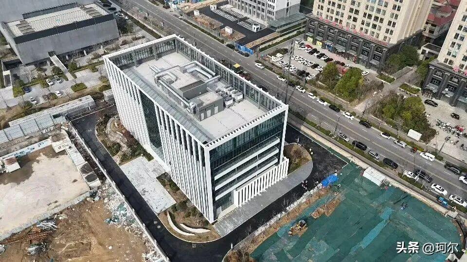 郑州管城再迎利好！
获悉，位于管城经济技术开发区的科创产业园完工在即，预计今年“