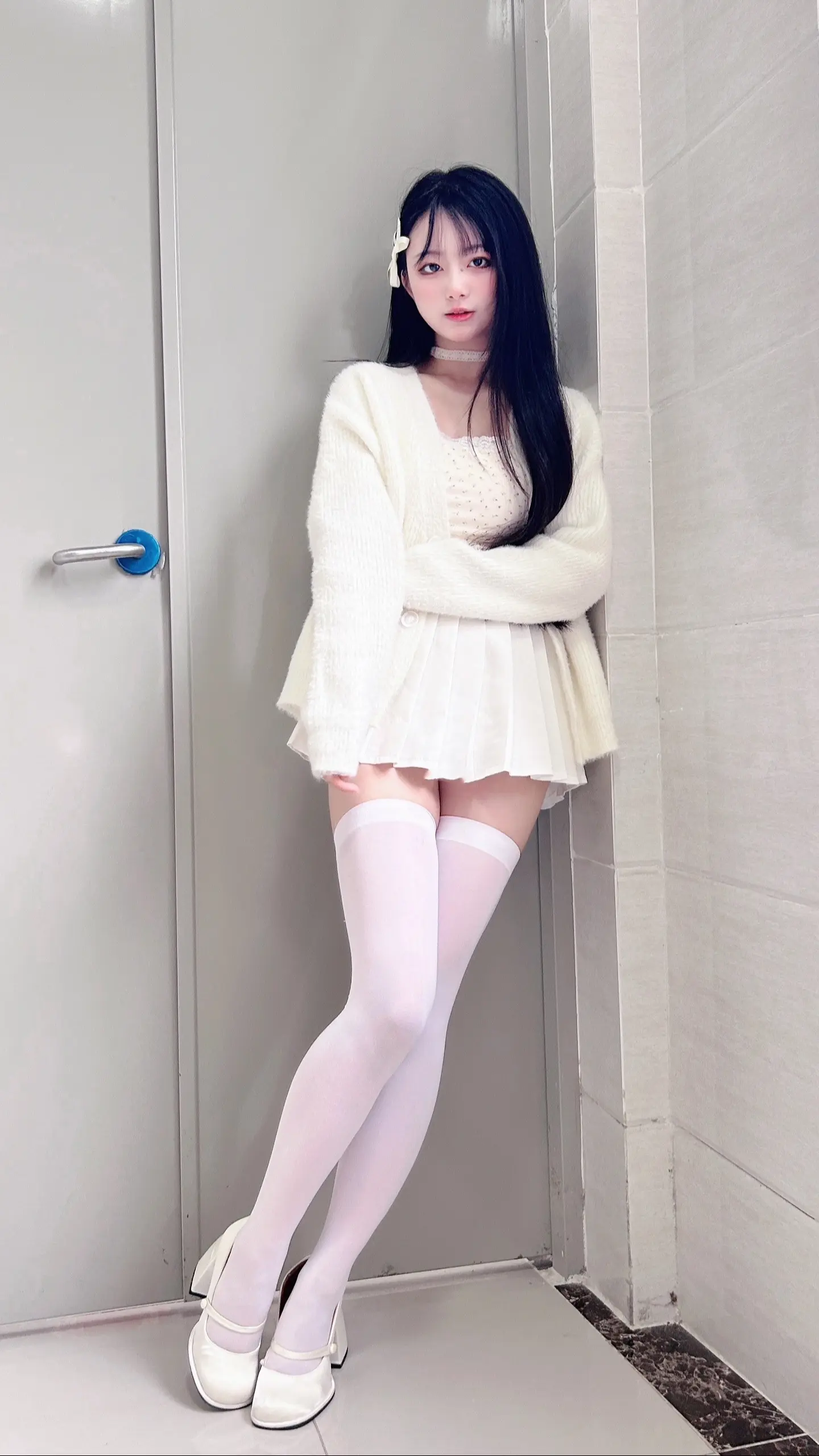 幸福眨眼˶> ᴗ <˶。