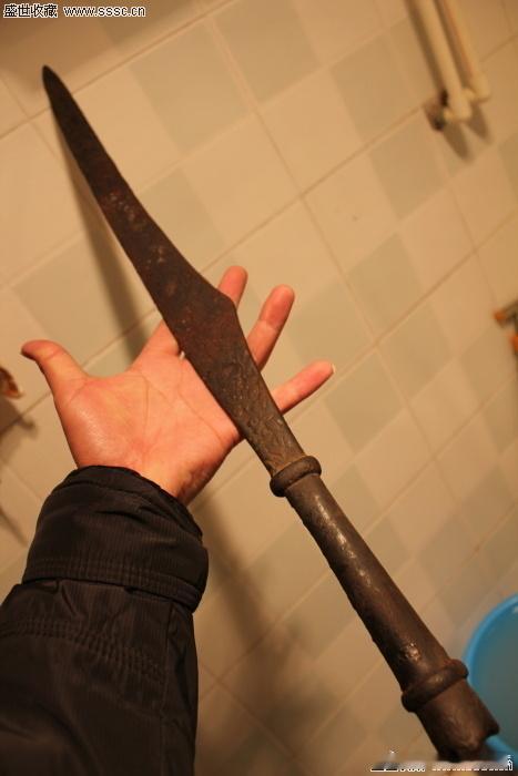 还是怀念以前的论坛时代2宋高浮雕铁鍐银龙吞矛 