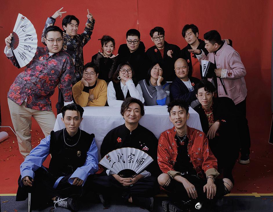 普拉斯喜单3这段杀伤力拉满了风格热烈张扬，笑点密集且尖锐，区别于柔和段子，强劲的