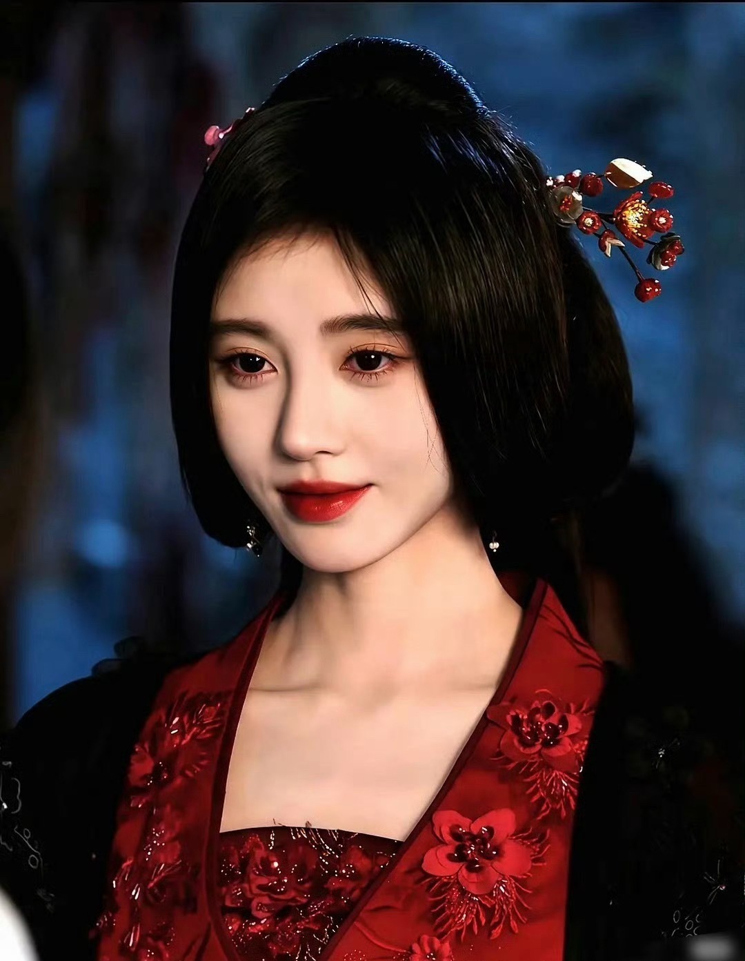 鞠婧祎田曦薇恶女极致反差… 