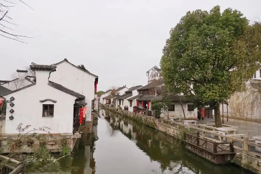 江苏有个“憋屈”的城市，人均GDP超北上广深，却被认为只是二线？

这里是刘小顺