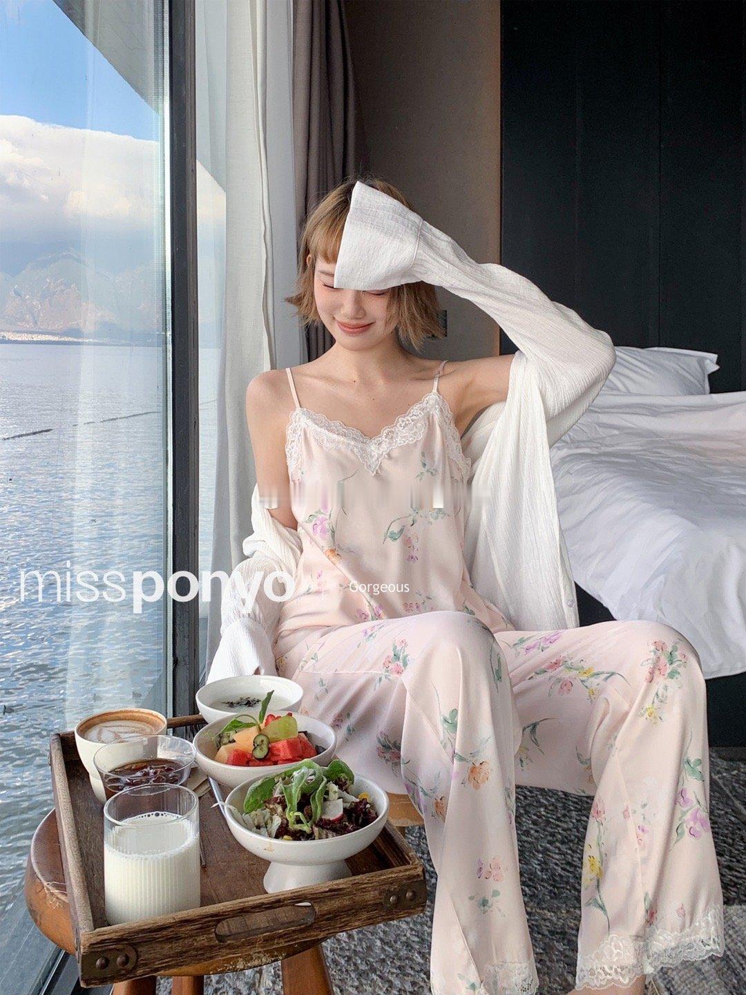 衣品才是你的气质和名片舒适的面料 凸显高级感🌊#家居服##睡衣##时尚穿搭##