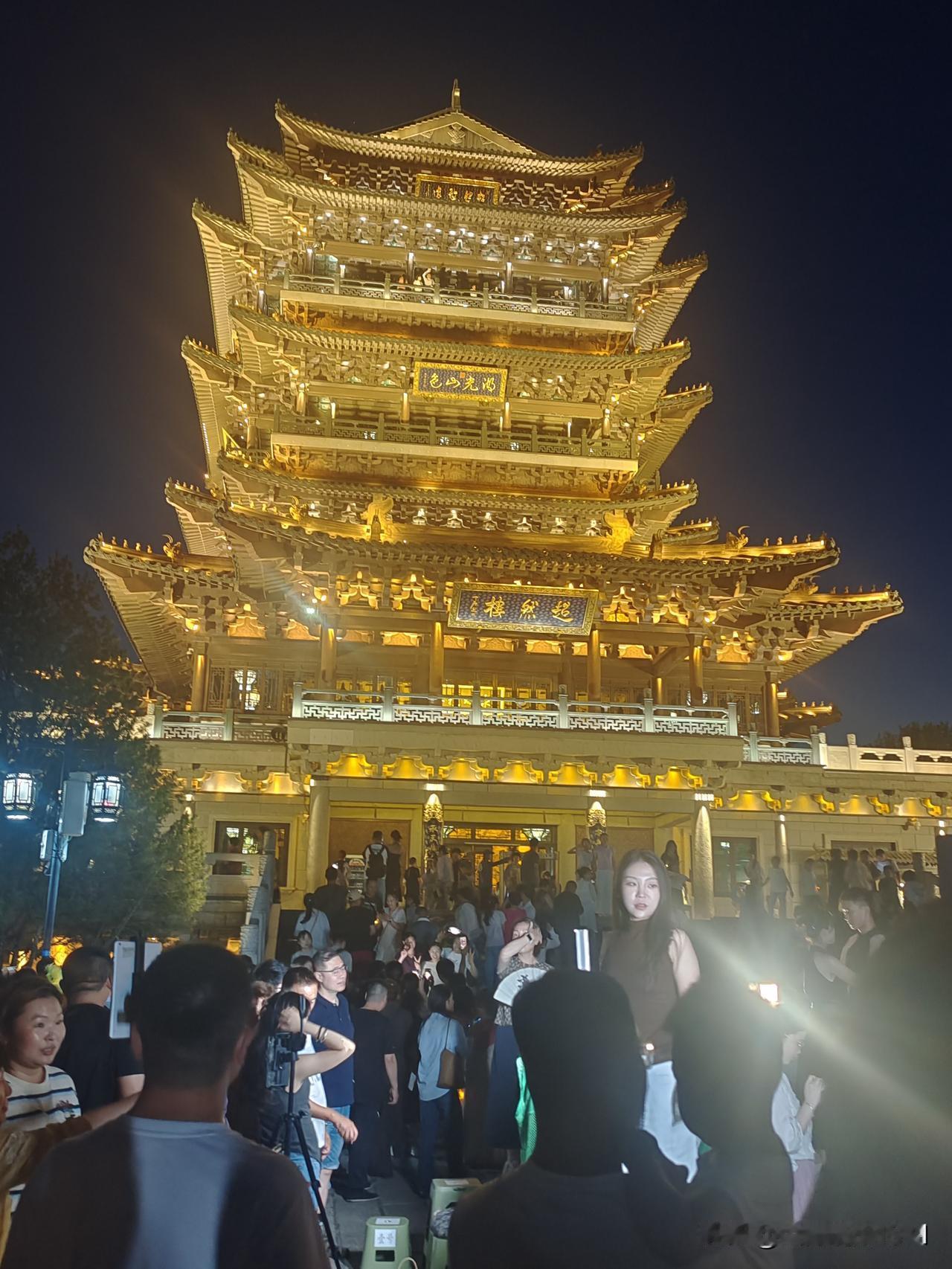 中了五百万你先换什么大件?

中了五百万
俺先表心愿
媳妇俺不换
她是俺老伴
虽
