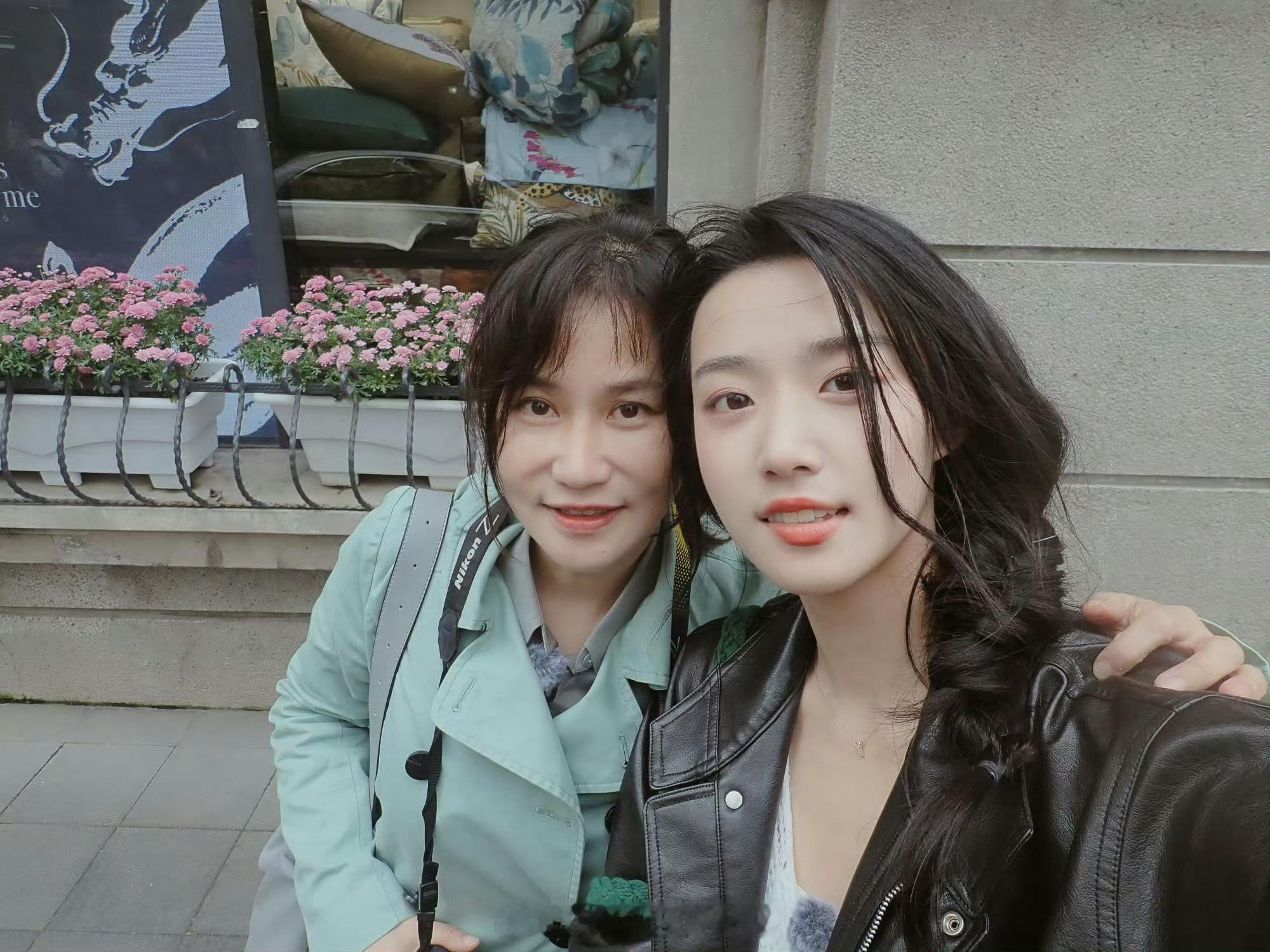 卢昱晓 最爱公主的永远是国王卢昱晓是在爱里长大的孩子，最爱公主的永远是国王，是谁