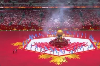 2026美加墨世界杯 加拿大开幕式翻车！大力神杯气球充气装置故障，气球升起后变瘪