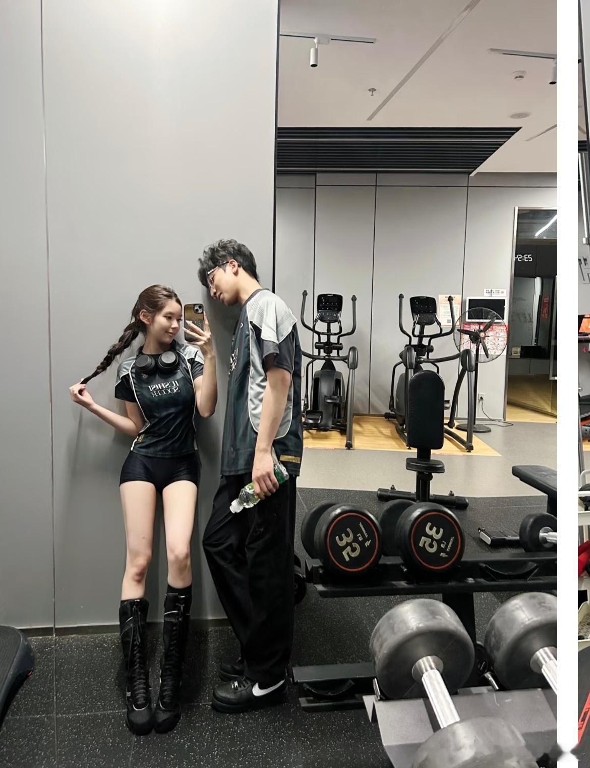 和男朋友去健身房的ootd ​​​